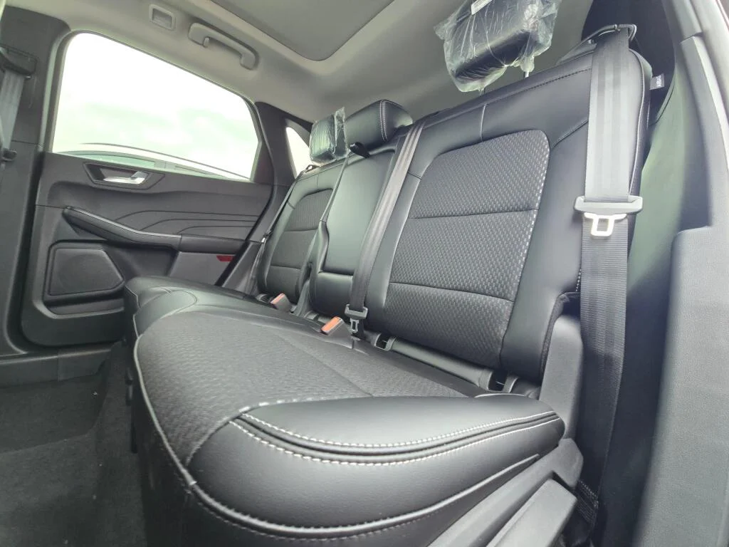 2025 Ford Escape Plug-in hybrid PHEV - Photo 14
