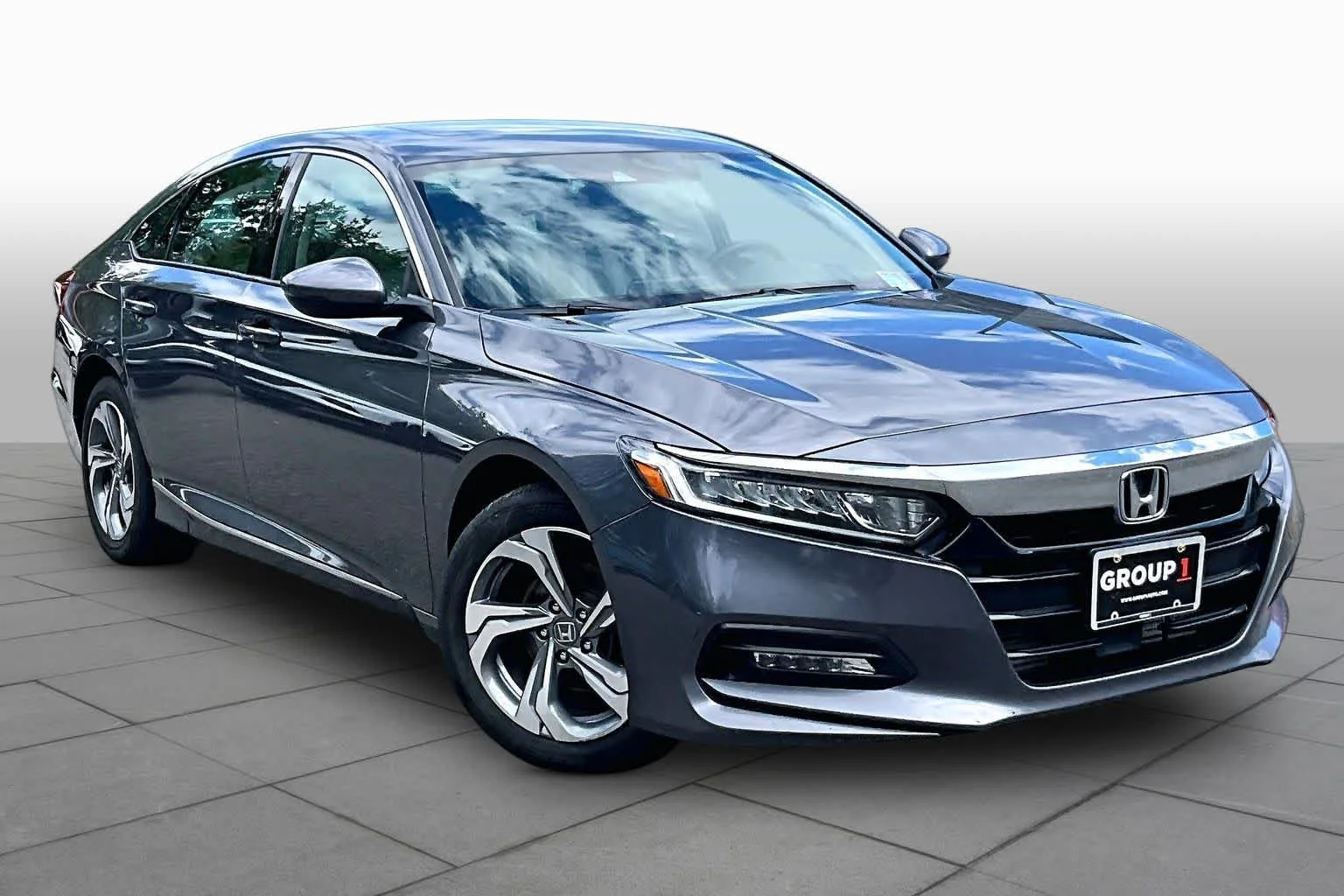 Used 2019 Modern Steel Metallic Honda EX-L 1.5T image 3