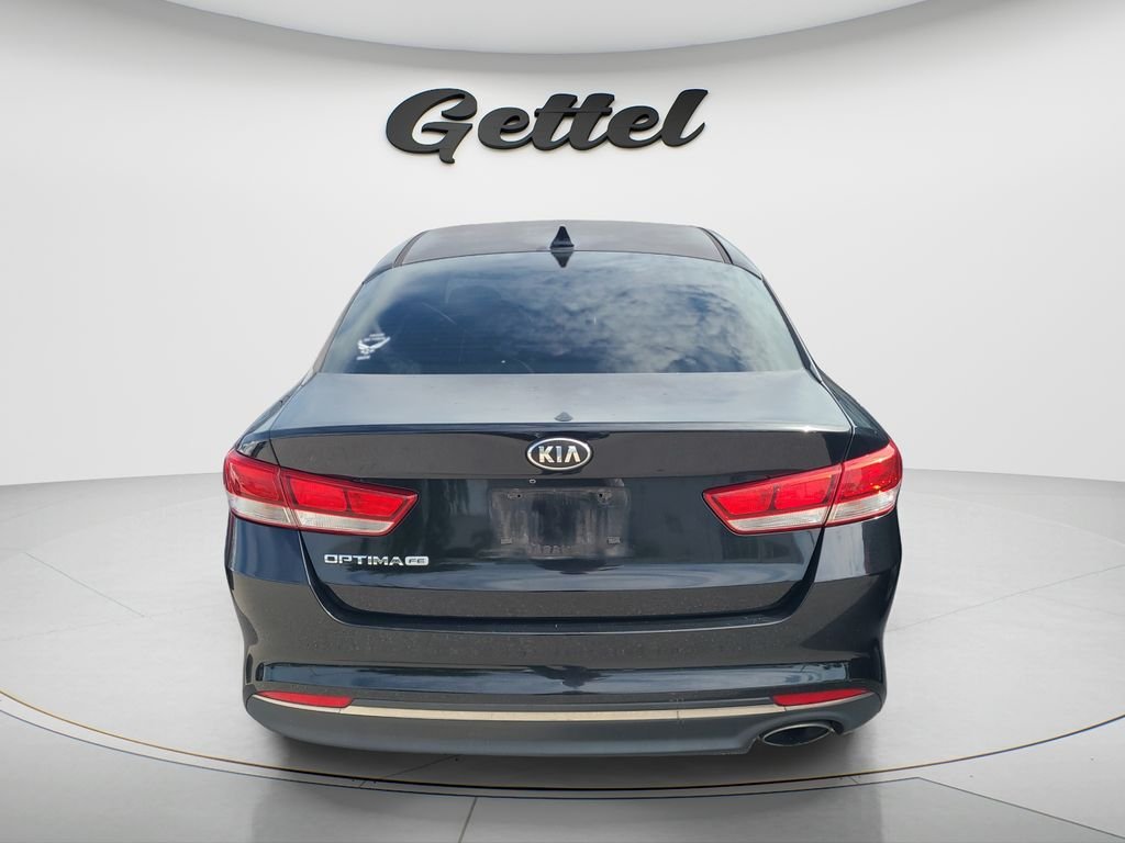 Used 2016 Black Kia LX image 4