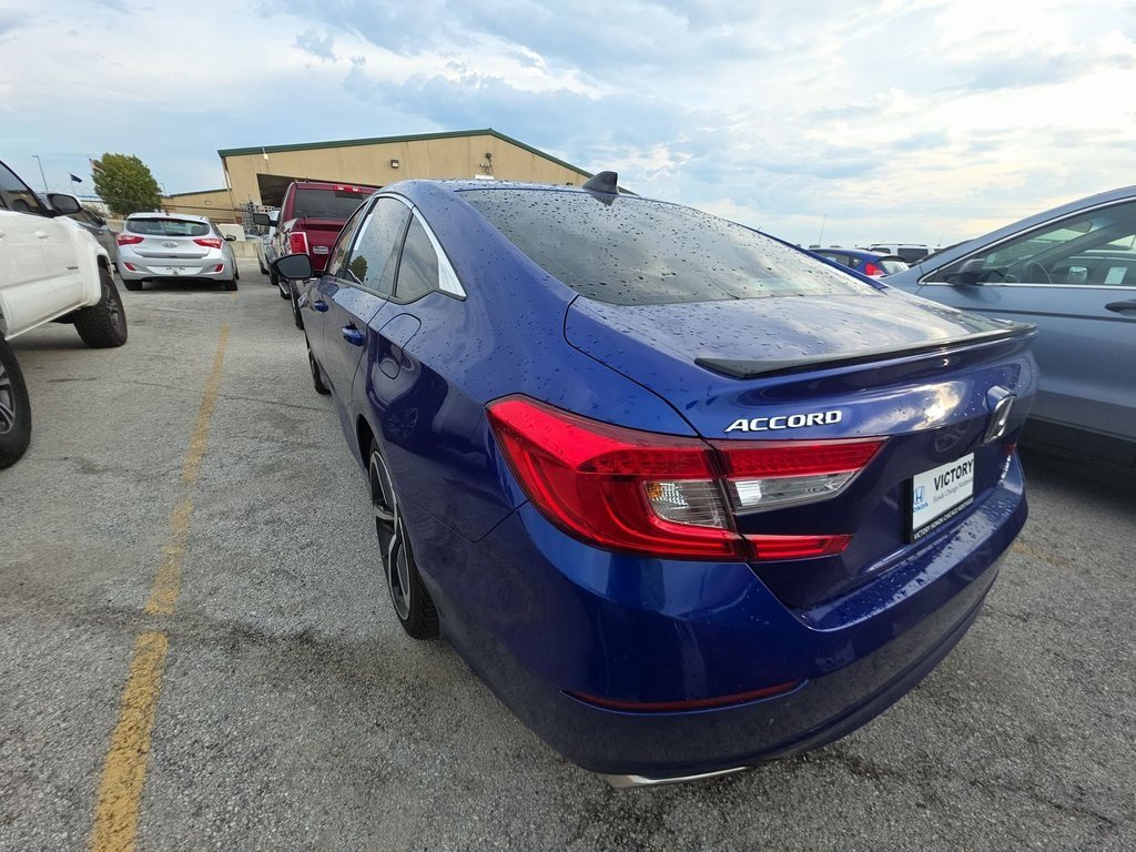2021 Honda Accord Sport 2.0T photo 2