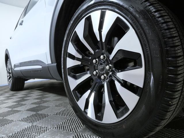 Used 2025 Ford Explorer Platinum with VIN 1FMUK8HHXSGB81943 for sale in Apple Valley, Minnesota