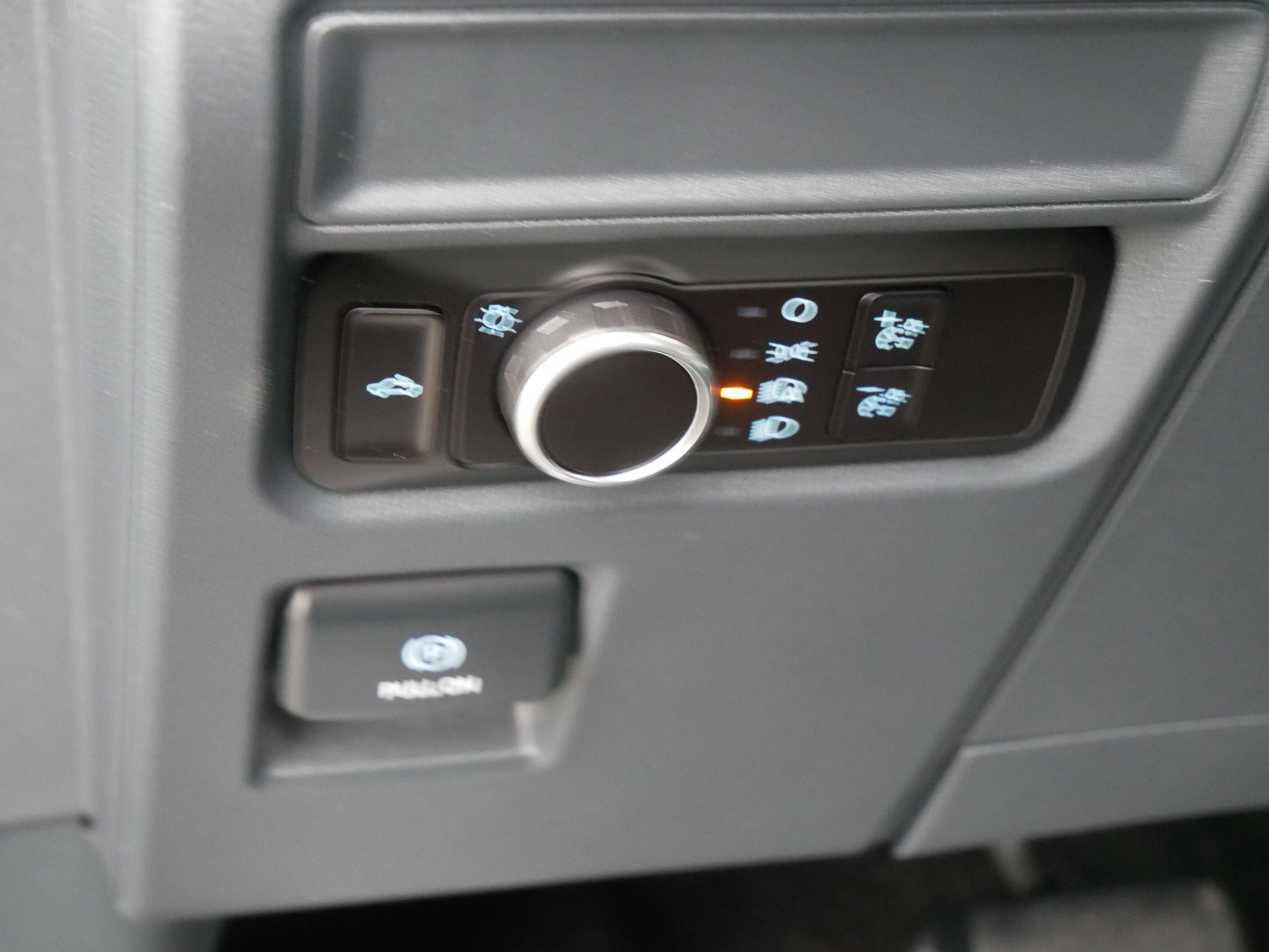 Used 2023 Antimatter Blue Metallic Ford XL image 19