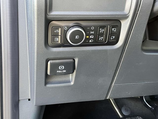 2025 Ford F-150 XLT - Photo 19