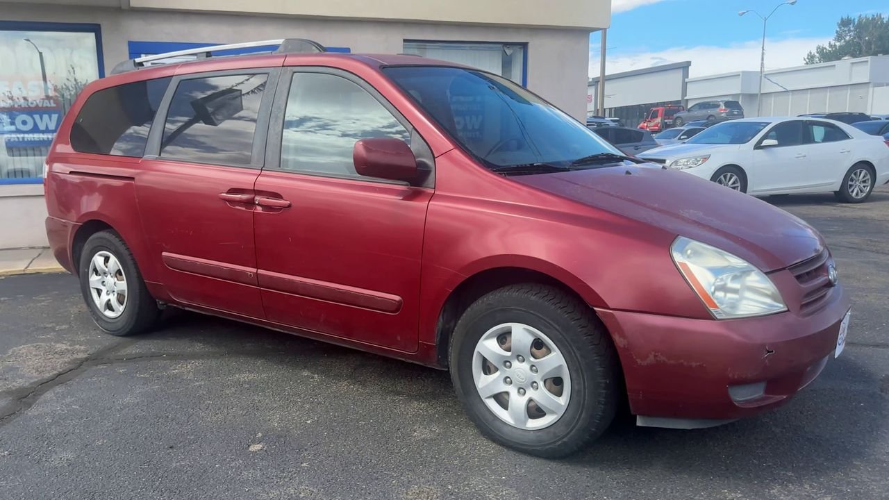 2008 Kia Sedona LX photo 2