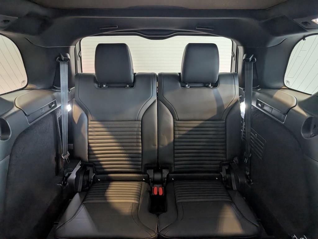 New 2026 Santorini Black Land Rover  image 32