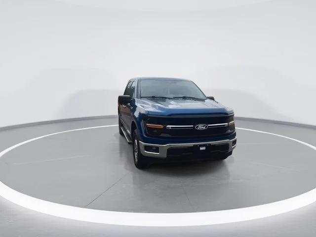 Used 2024 Blue Ford XLT image 3