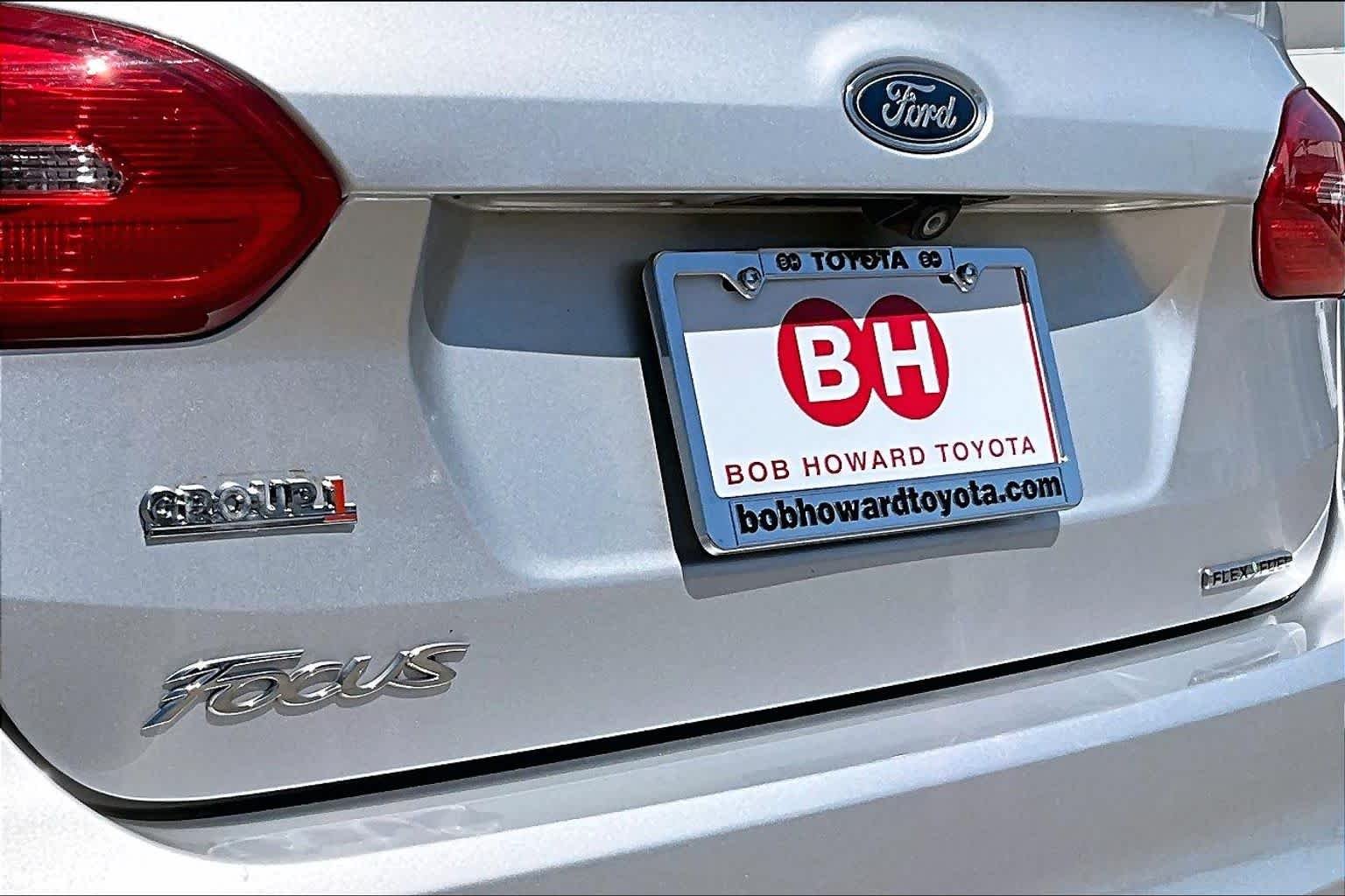 Used 2015 Ingot Silver Ford S image 10