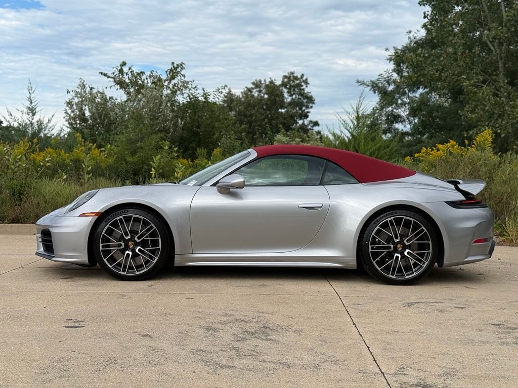 New 2026 GT Silver Metallic Porsche  image 39