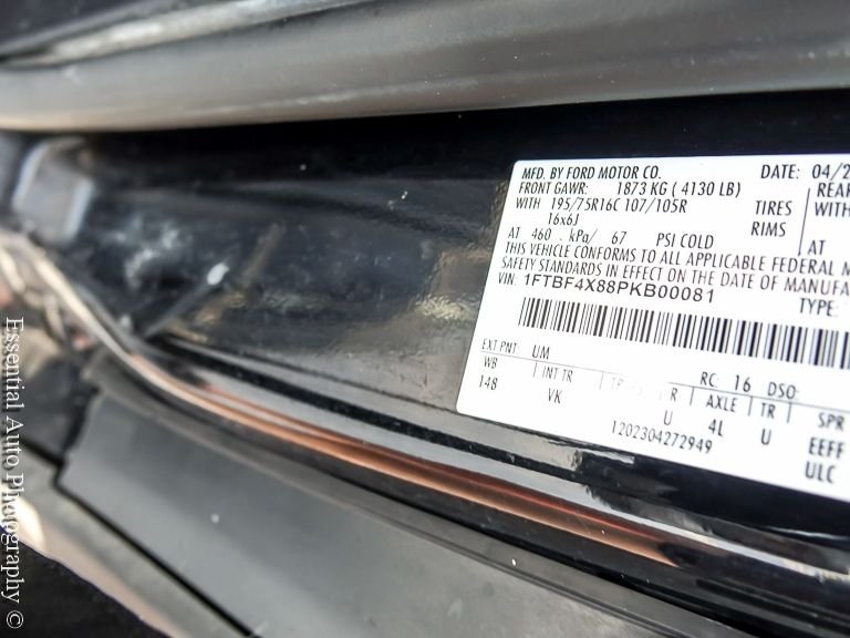 Used 2023 Black Metallic Ford Base image 27