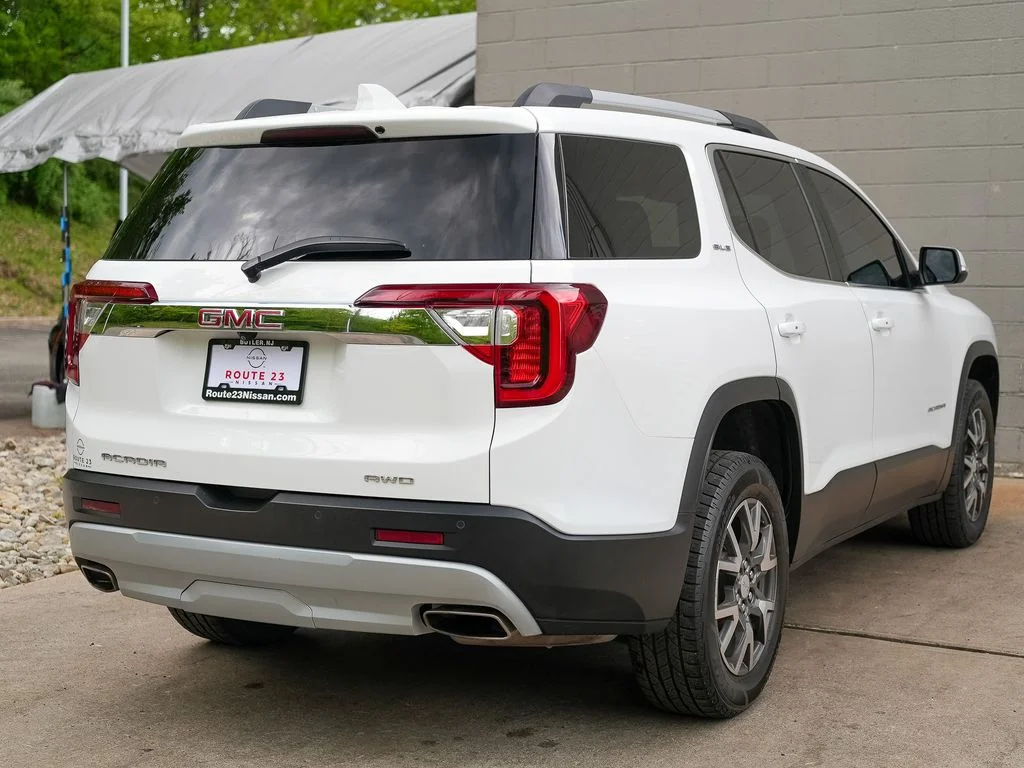 Used 2022 White GMC SLE image 5