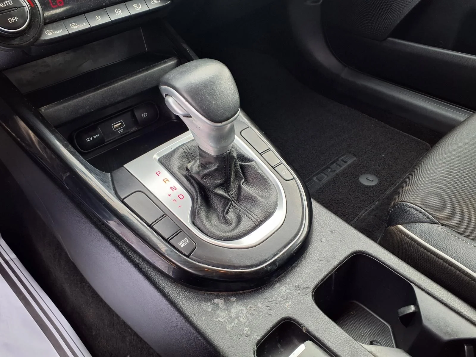 Used 2024 Gray Kia GT-Line image 19