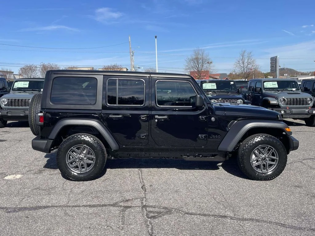 New 2026 Black Clear-Coat Exterior Paint Jeep Sport S image 9