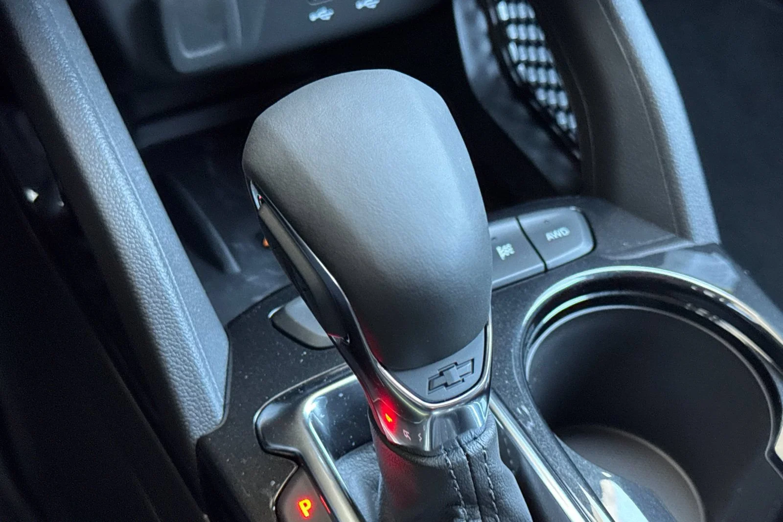 New 2026 Mosaic Black Metallic Chevrolet ACTIV image 20