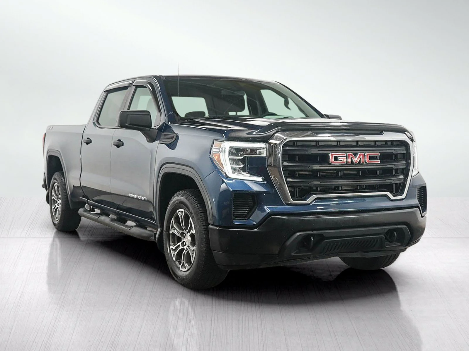 Used 2019  GMC  image 7