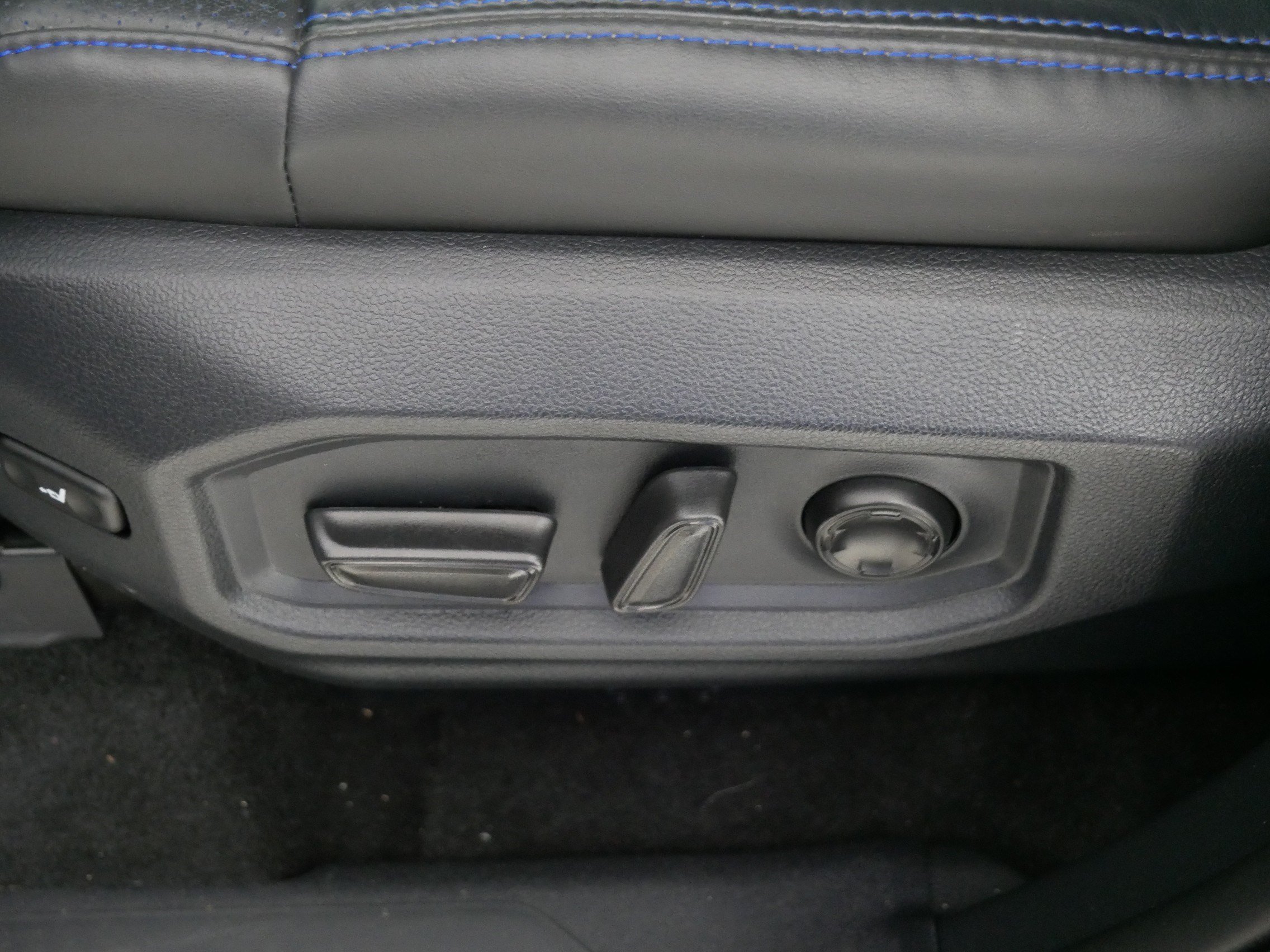 2025 Toyota Tundra Platinum - Photo 20