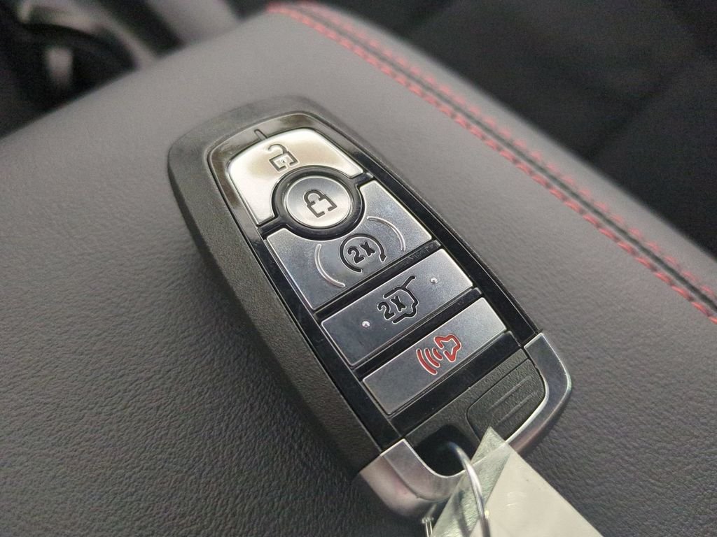 2025 Ford Explorer ST - Photo 40