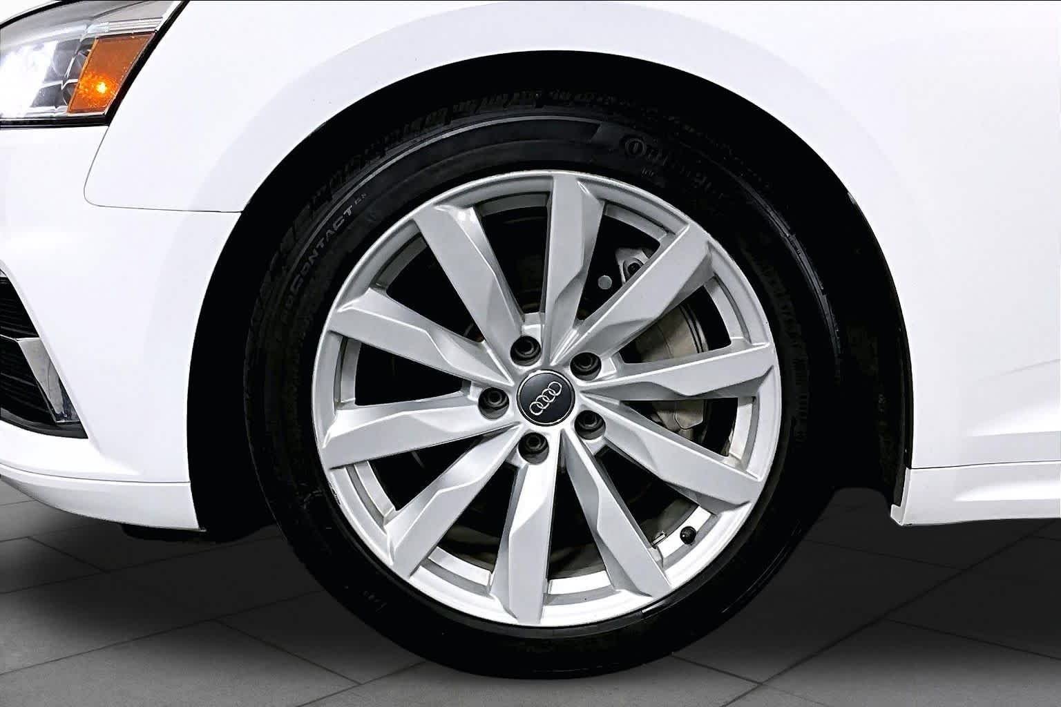 Used 2018 Ibis White Audi Premium image 10