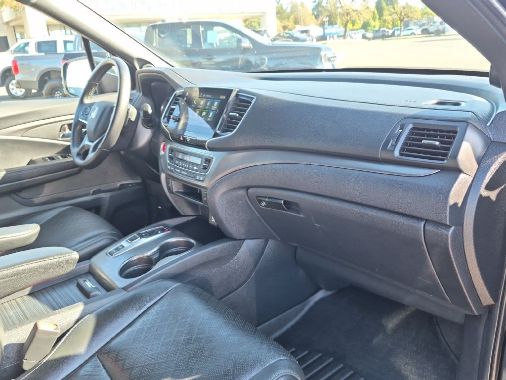 Certified Used 2019 Black Honda EX-L image 27