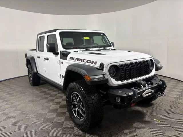 2024 Jeep Gladiator Rubicon's photo