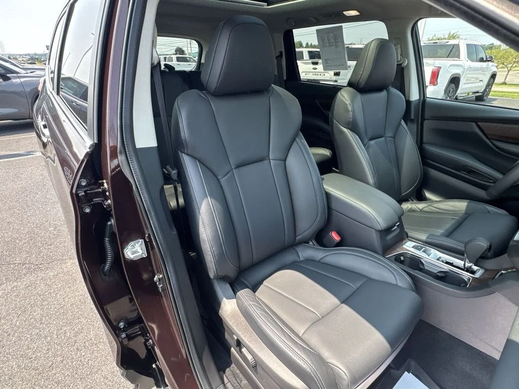 Used 2025 Red Subaru Touring image 33