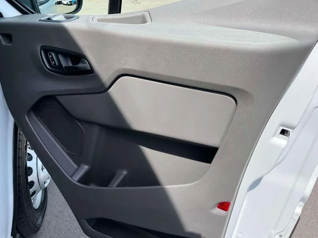 New 2027 White Ford HR CARGO AWD image 18