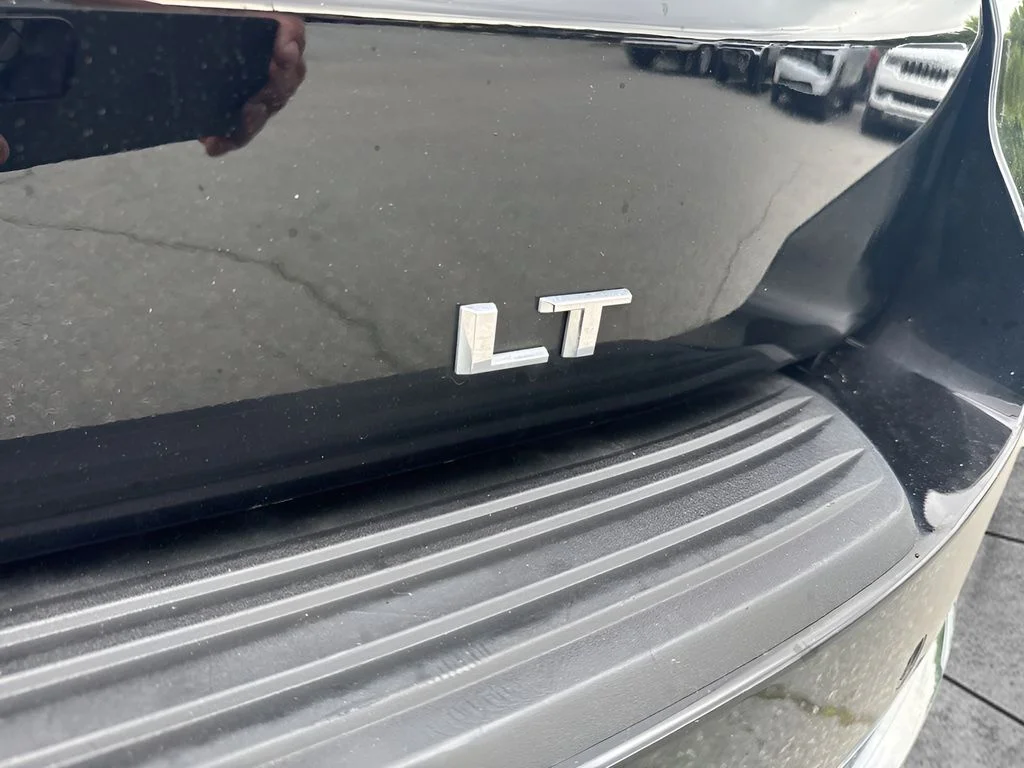 Used 2025 Black Chevrolet LT image 34