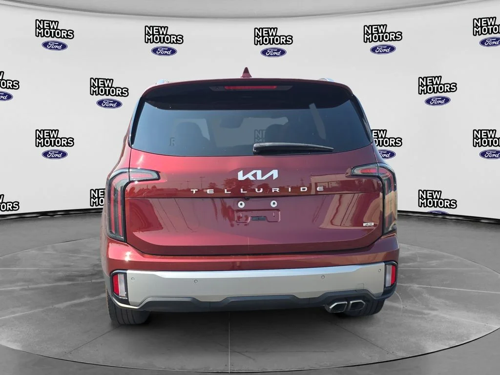 Used 2023 Red Kia SX-Prestige image 4