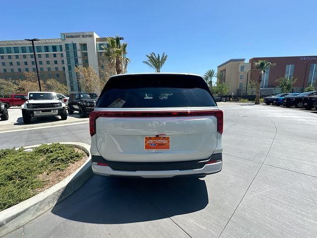 New 2026 Ivory Silver Kia EX image 6