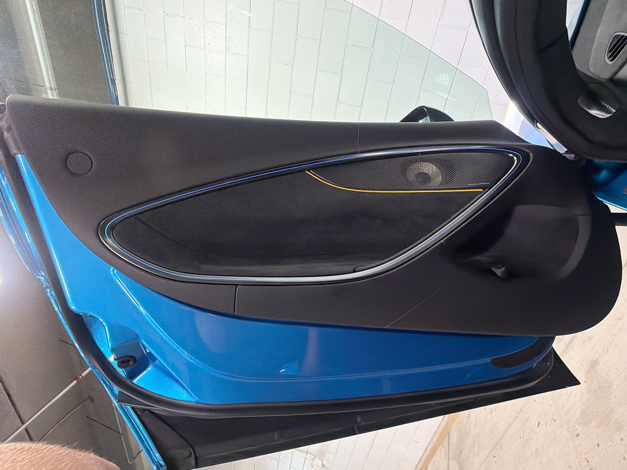 Used 2023 Ludus Blue McLaren Performance image 19