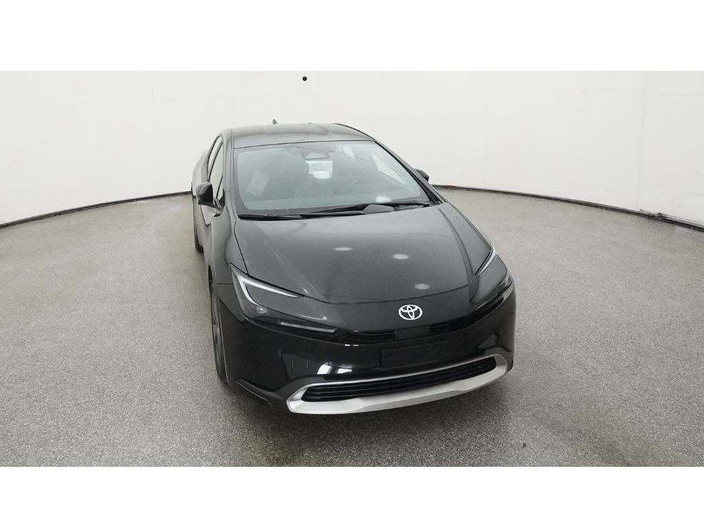 2026 Toyota Prius Plug-in Hybrid SE - Photo 14