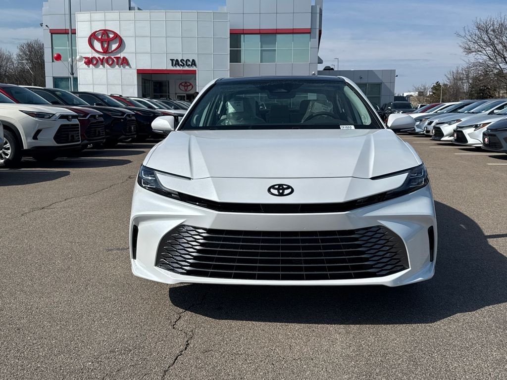 View vehicle photo 2