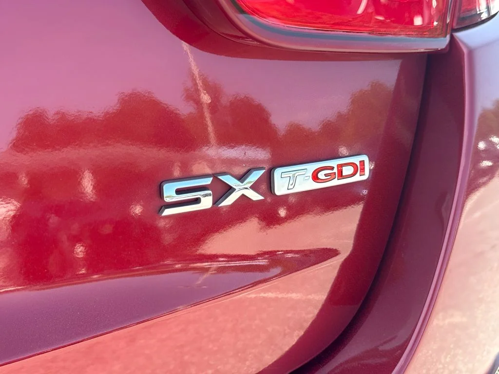 Used 2015 Red Kia SX image 24