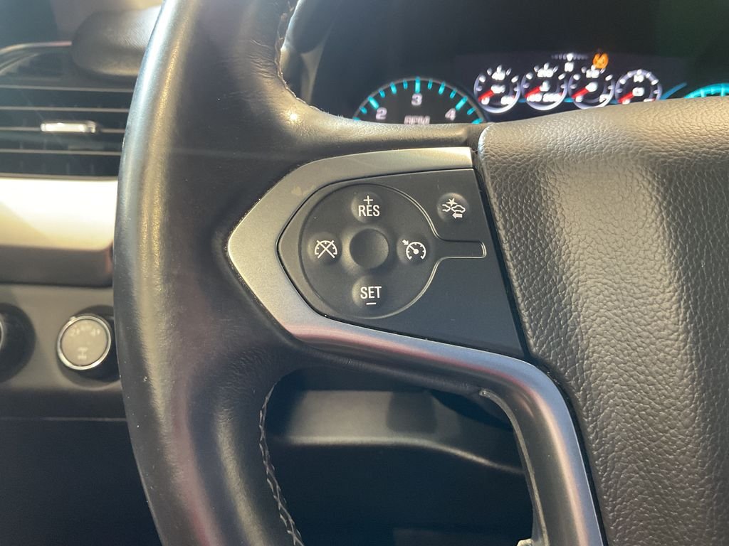 Used 2017 Gray Chevrolet LT image 21