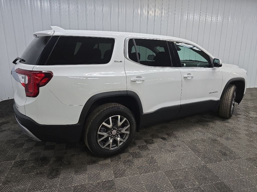 Used 2023 White GMC SLE image 3