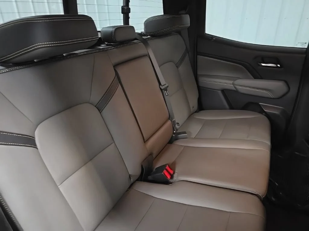 Used 2024 Black Chevrolet ZR2 image 19