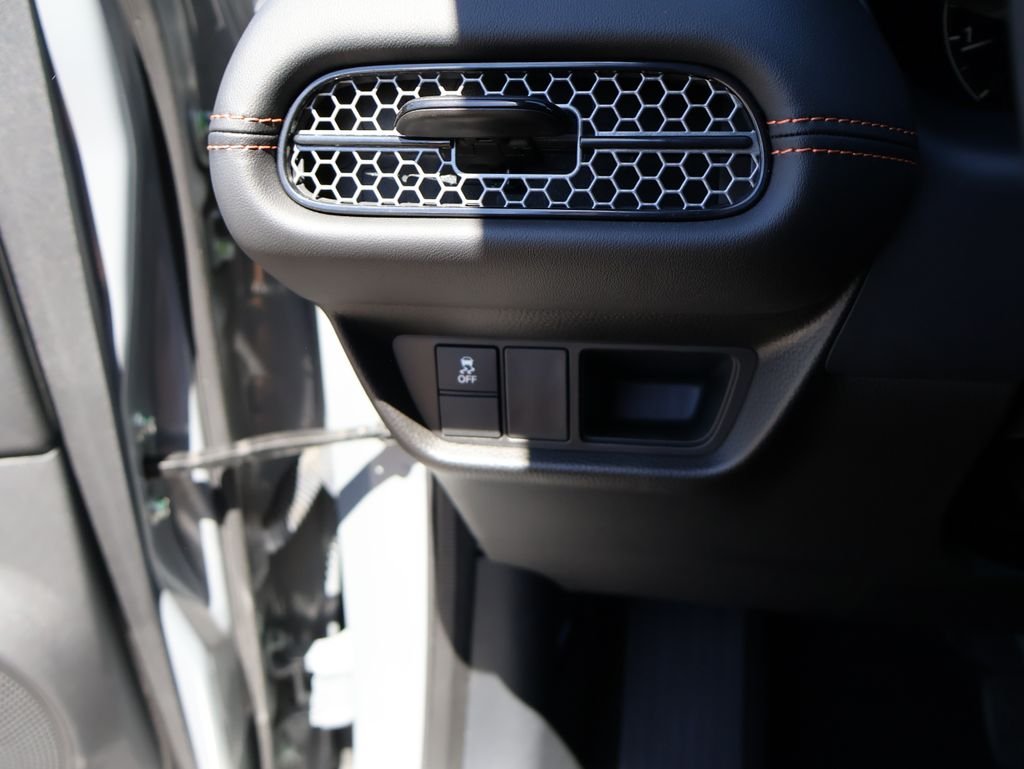 Used 2024  Honda Sport image 28