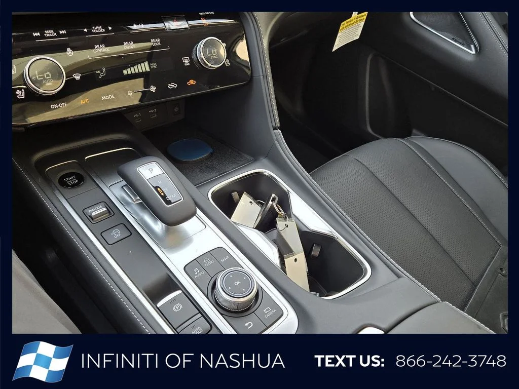 New 2027 GRAND BLUE INFINITI Luxe AWD image 25