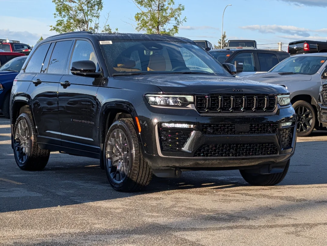 New 2026 Black Jeep Summit - - 4x4 - Advanced ProTech Group IV - Palermo Leather Seats - Head-Up Display & More! image 2