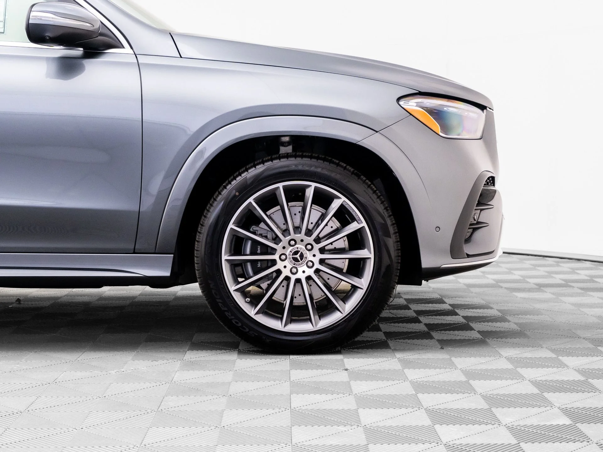 New 2026 Gray Mercedes-Benz GLE 350 image 37