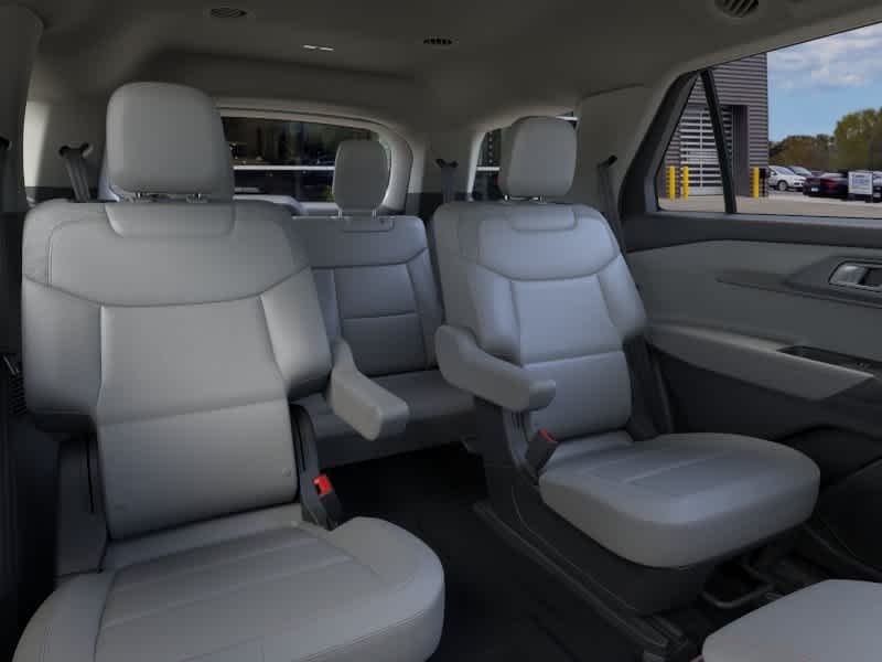 New 2026 Space White Metallic Ford Active image 11