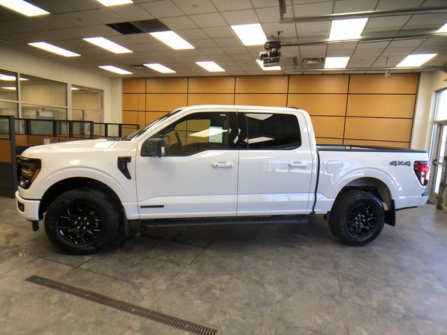 New 2026 Oxford White Ford XLT image 4