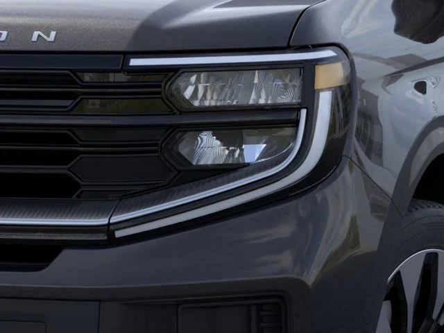 New 2026 Agate Black Metallic Ford MAX Platinum® image 18