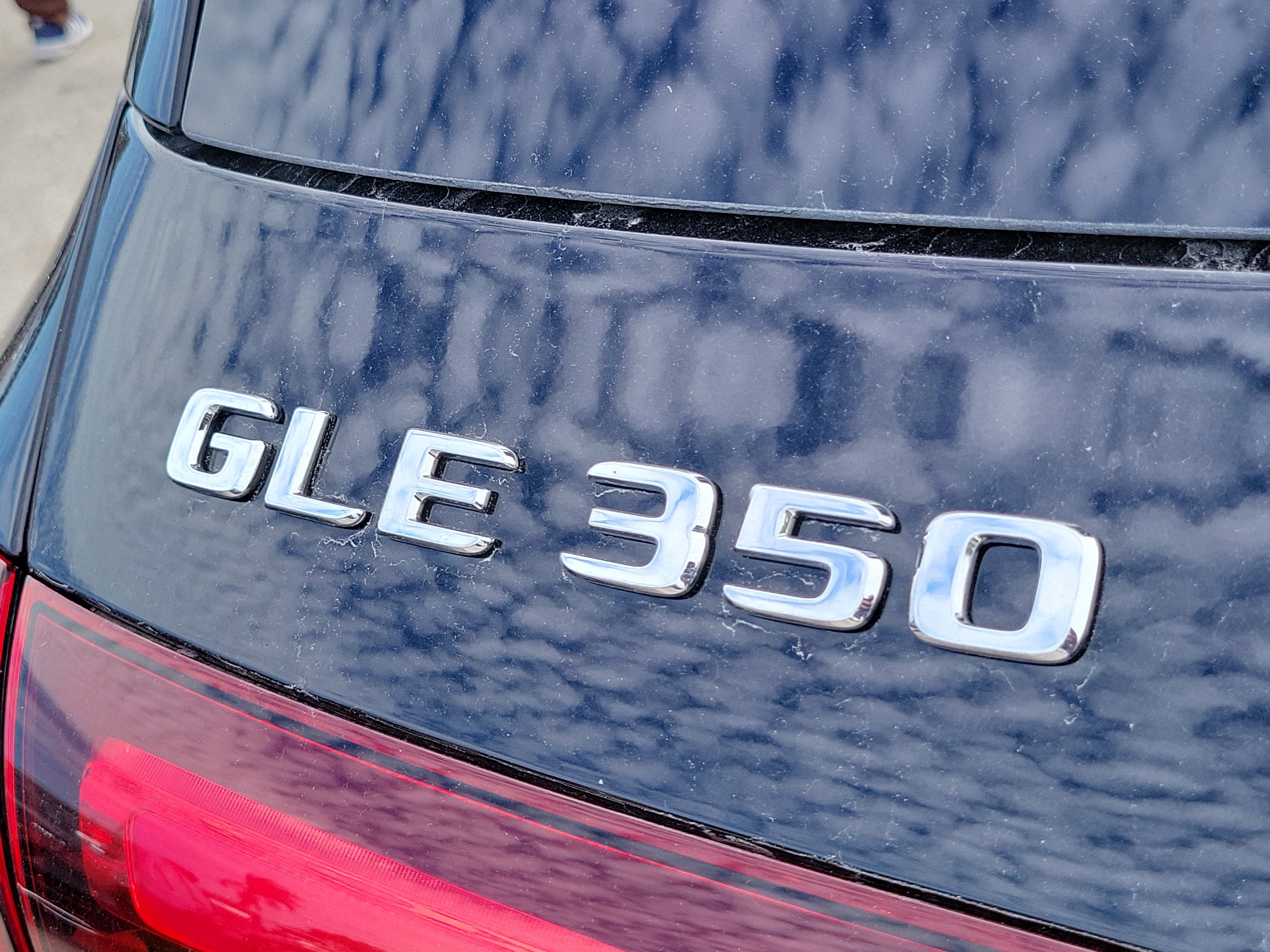 New 2026 Obsidian Black Metallic Mercedes-Benz GLE 350 image 42