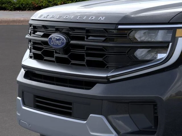 New 2026 Gray Metallic Ford Platinum image 17