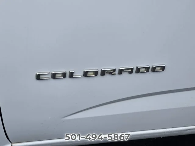 Used 2022 White Chevrolet LT image 9