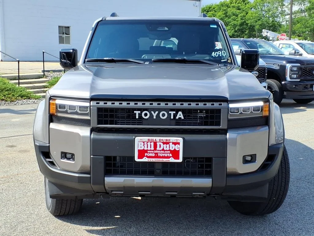 New 2027 Silver Toyota Base image 2