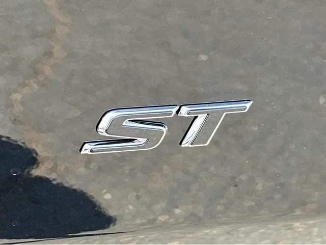New 2026 Ebony Twilight Metallic Buick Sport Touring image 15