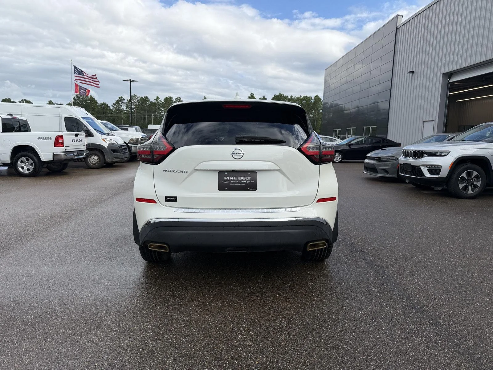 Used 2019 Pearl White Tricoat Nissan S image 5