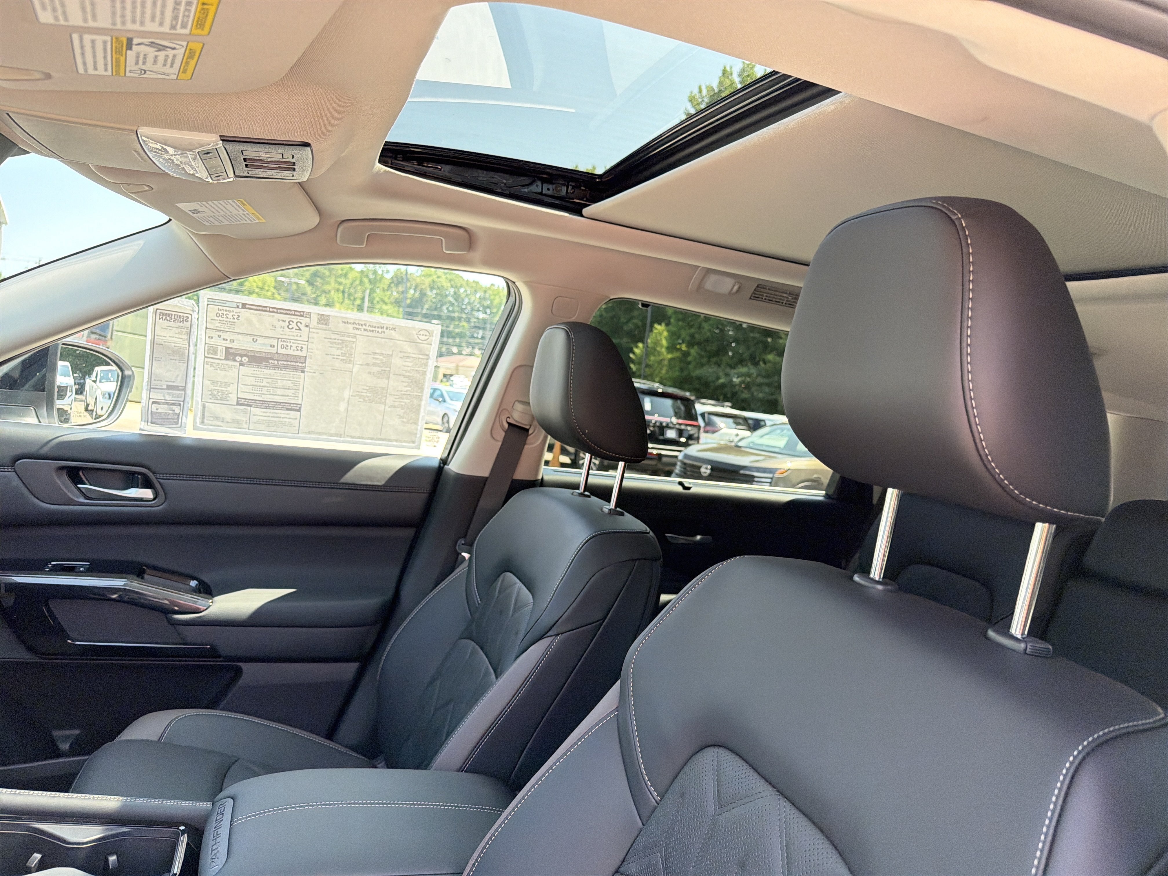 New 2026 Everest White Pearl Tricoat Nissan Platinum image 34