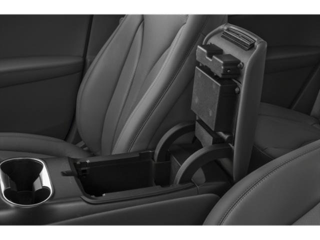Used 2019 White Platinum Lincoln Reserve image 14